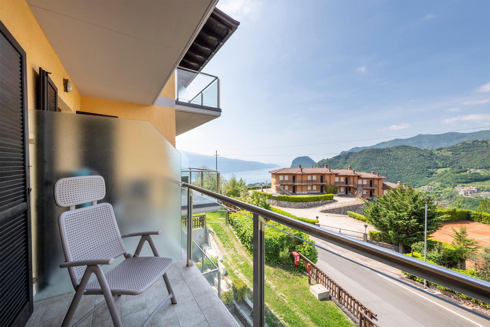 Hotel Pineta Campi Tremosine Bagian luar foto